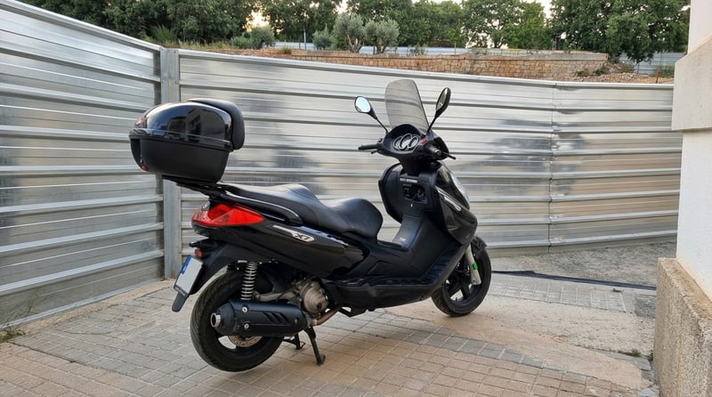 Piaggio-Vespa X7 EVO 125 IE 