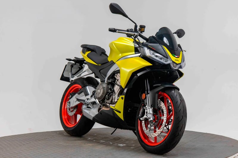 Aprilia TUONO 660
