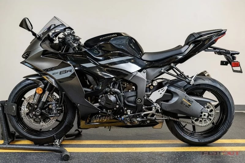 Kawasaki ZX-6 R 