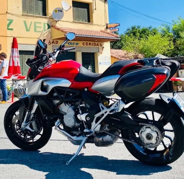 MV Agusta STRADALE 800 ABS EAS 2.0