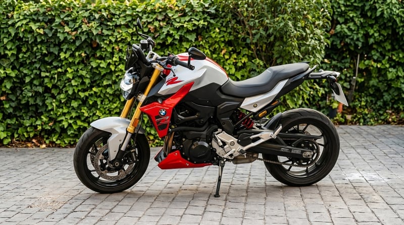 BMW F 900 R