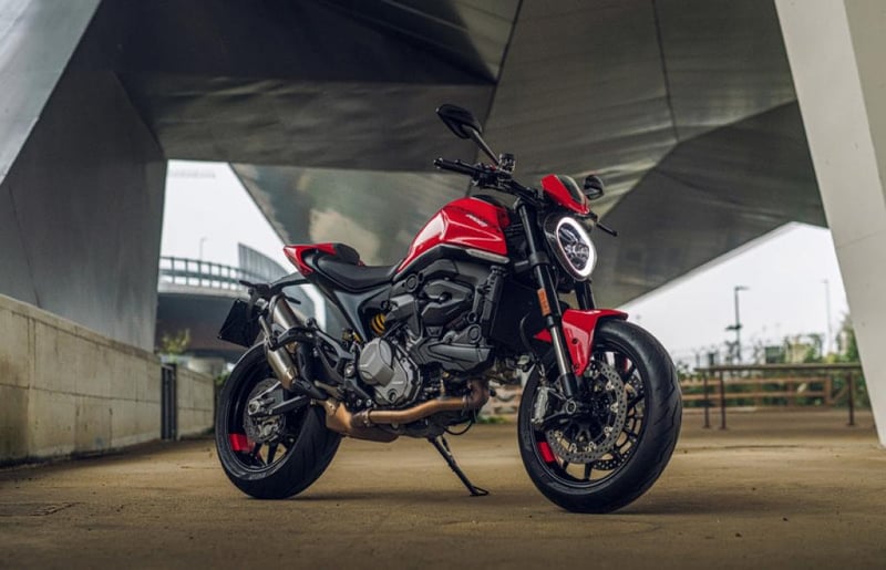 Ducati 937 MONSTER