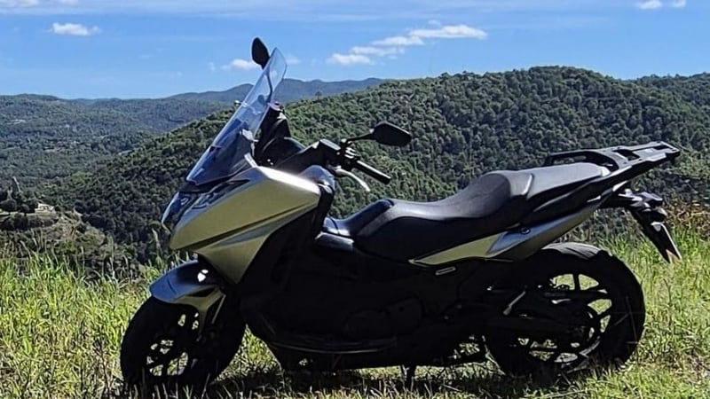 Honda INTEGRA S 750 ABS