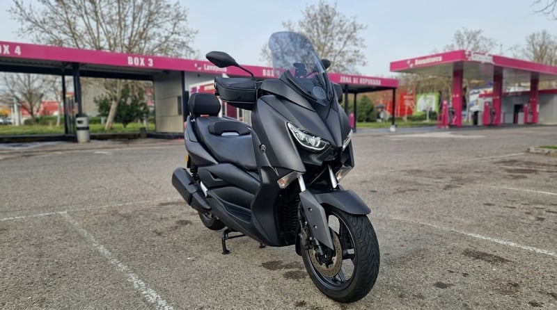 Yamaha X-MAX 300
