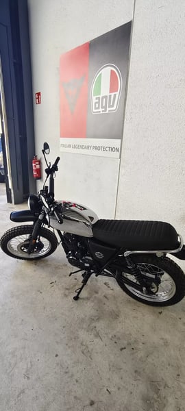 Brixton BX 125 