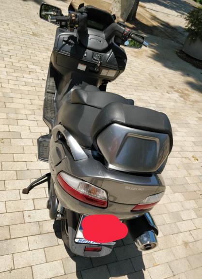 Suzuki BURGMAN 650
