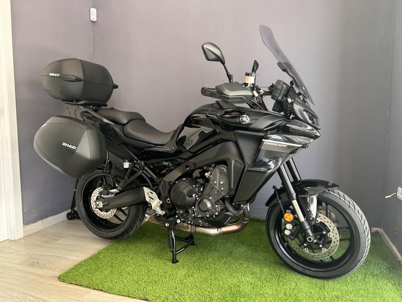 Yamaha TRACER 900