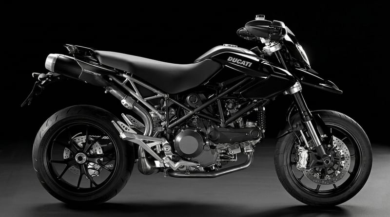 Ducati 796 HYPERMOTARD 