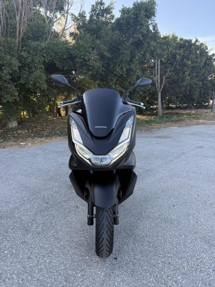 Honda PCX 125 BLACK EDITION