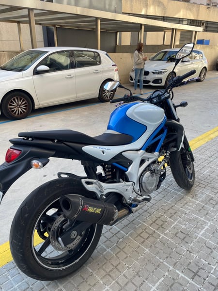 Suzuki GLADIUS 650