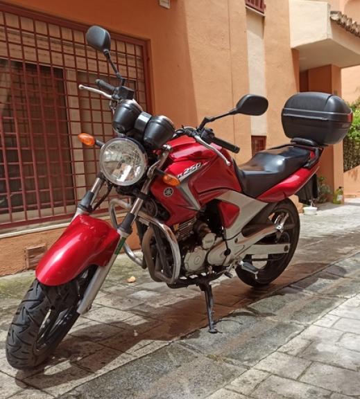 Yamaha YBR 250