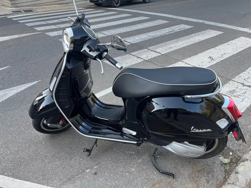 Vespa SUPERSPORT 300