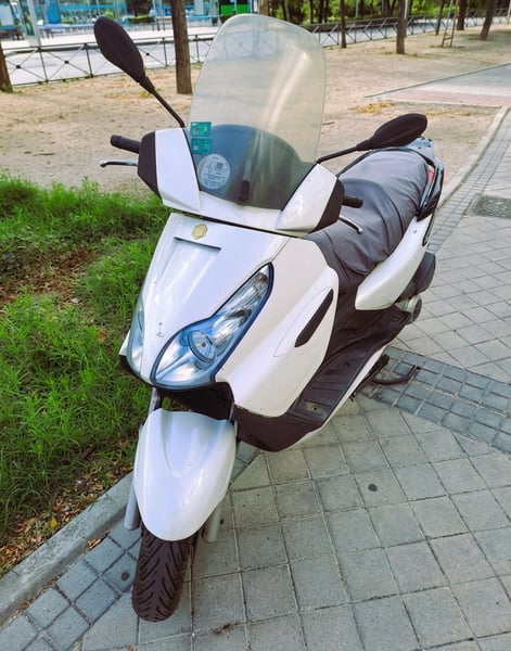 Piaggio-Vespa X7 EVO 300 IE