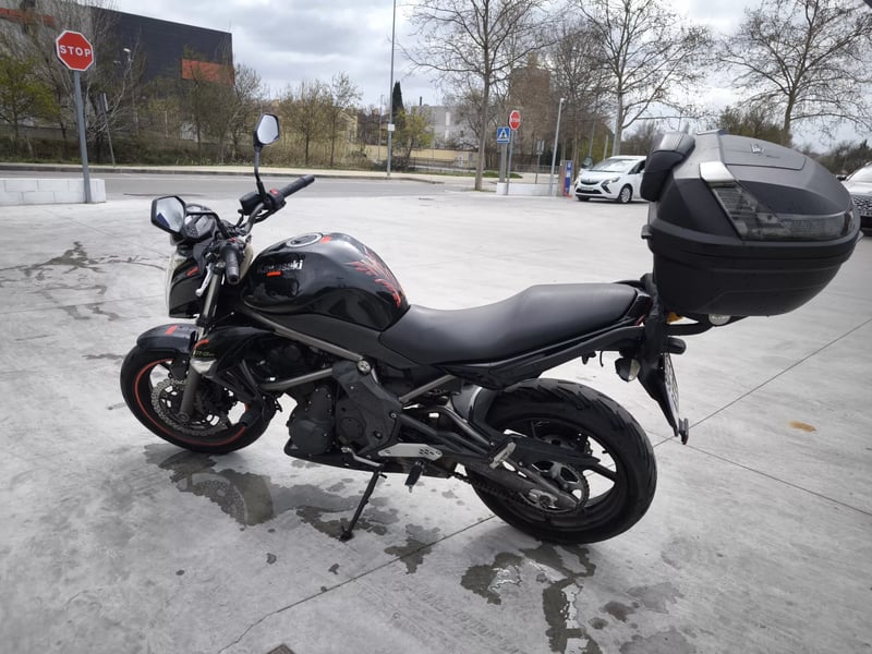 Kawasaki ER-6 N