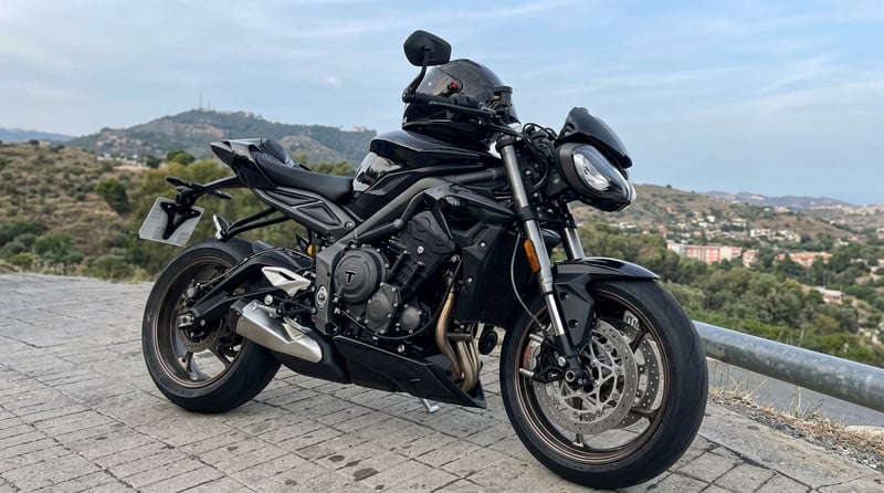 Triumph STREET TRIPLE 765 RS ABS