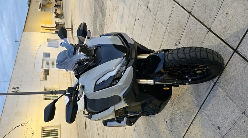 Honda ADV 350