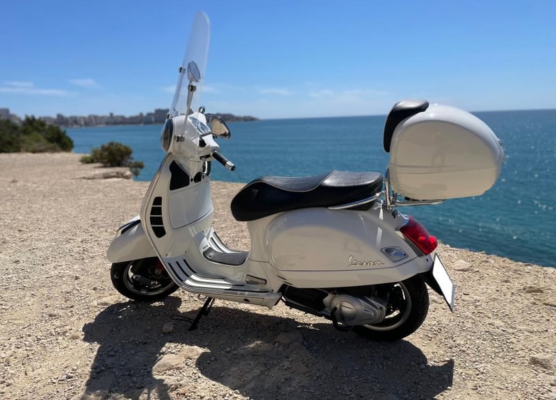 Piaggio-Vespa VESPA 125 GTS SUPER I.E