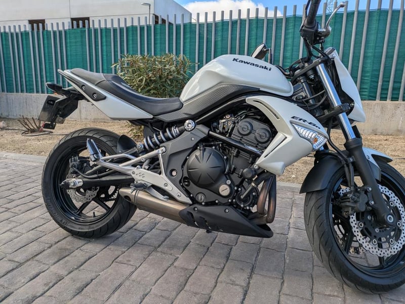 Kawasaki ER-6 N