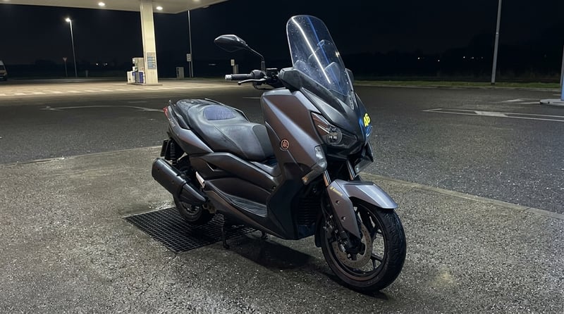 Yamaha X-MAX 125