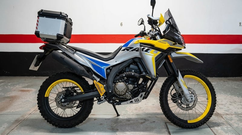 VOGE 300 RALLY