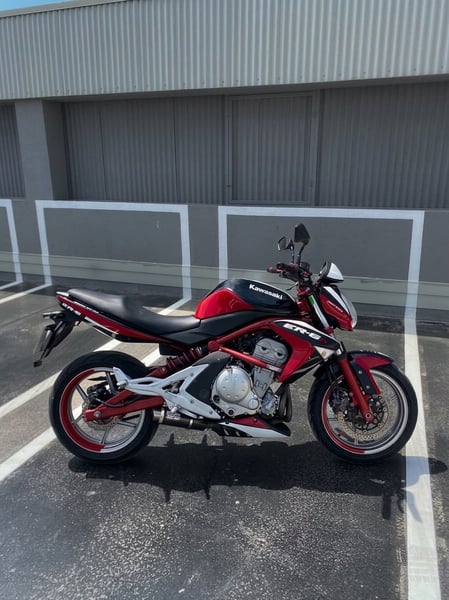 Kawasaki ER-6 N