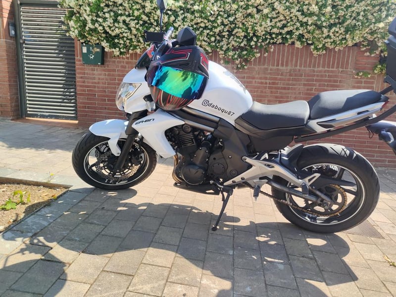 Kawasaki ER-6 N