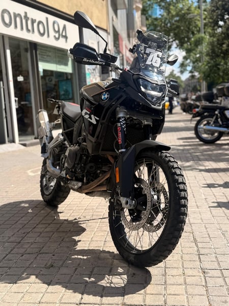 BMW F900GS
