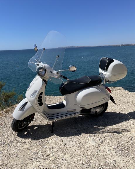 Piaggio-Vespa VESPA 125 GTS SUPER I.E