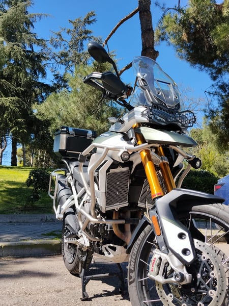 Triumph TIGER 900
