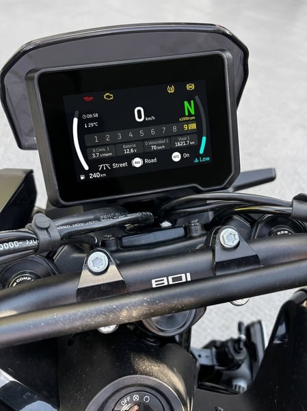 Husqvarna SVARTPILEN 801 ABS