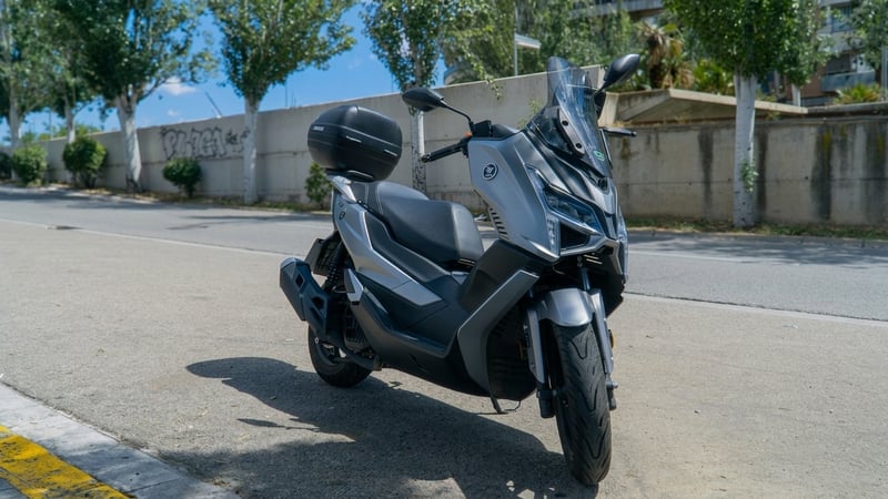 VOGE SR1 125