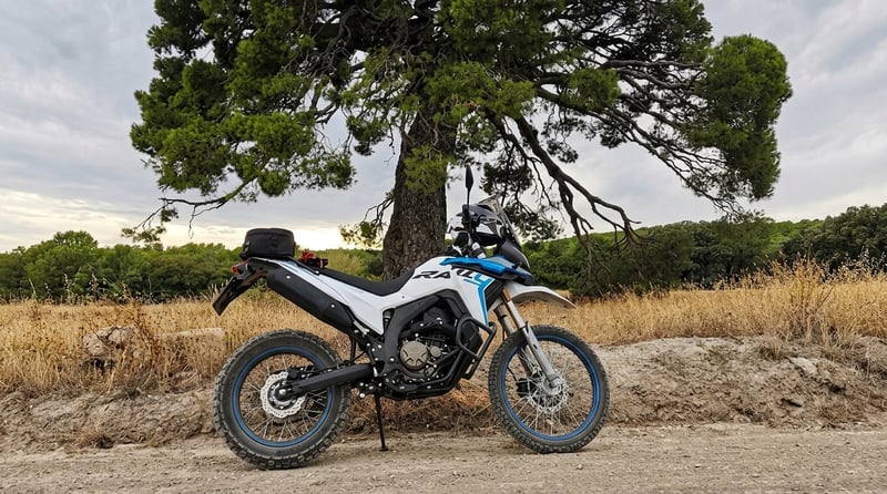 VOGE 300 RALLY
