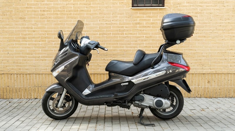 Piaggio-Vespa XEVO 250