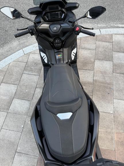 Yamaha X-MAX 125