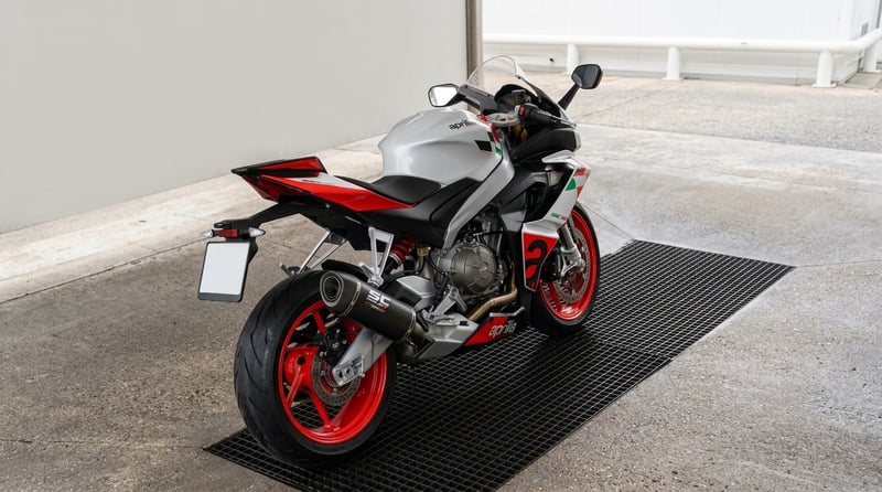 Aprilia RS660