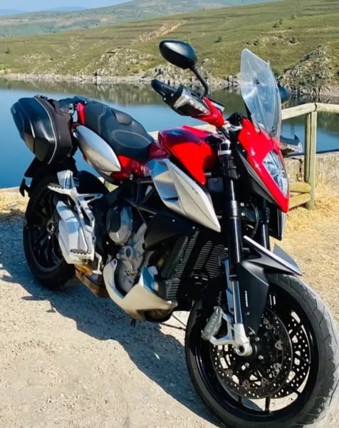 MV Agusta STRADALE 800 ABS EAS 2.0