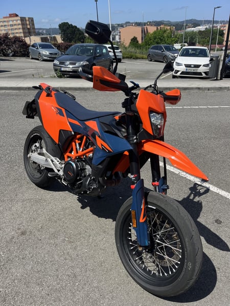 KTM LC4 690 SMC SUPERMOTO R