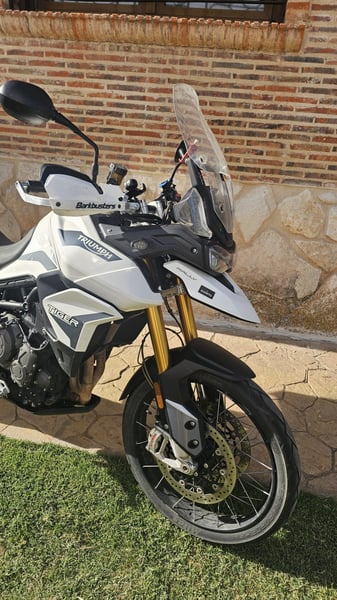 Triumph TIGER 900
