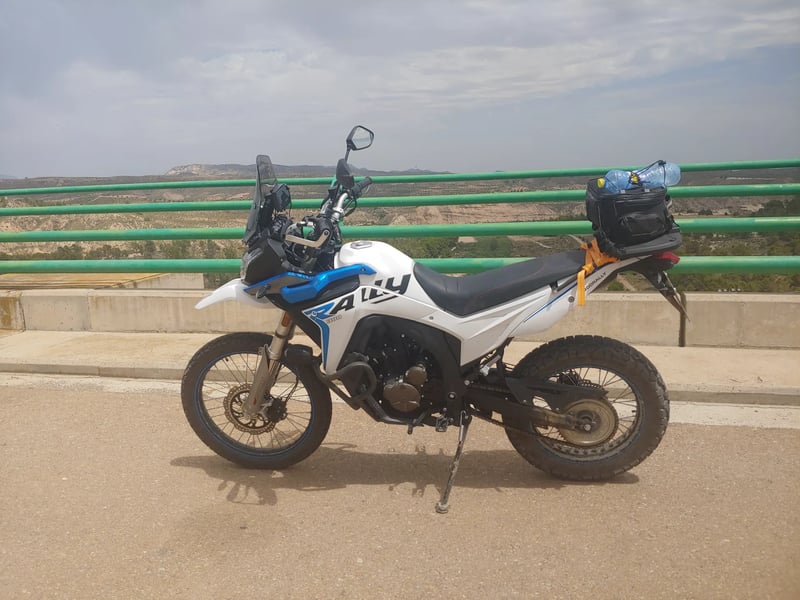 VOGE 300 RALLY