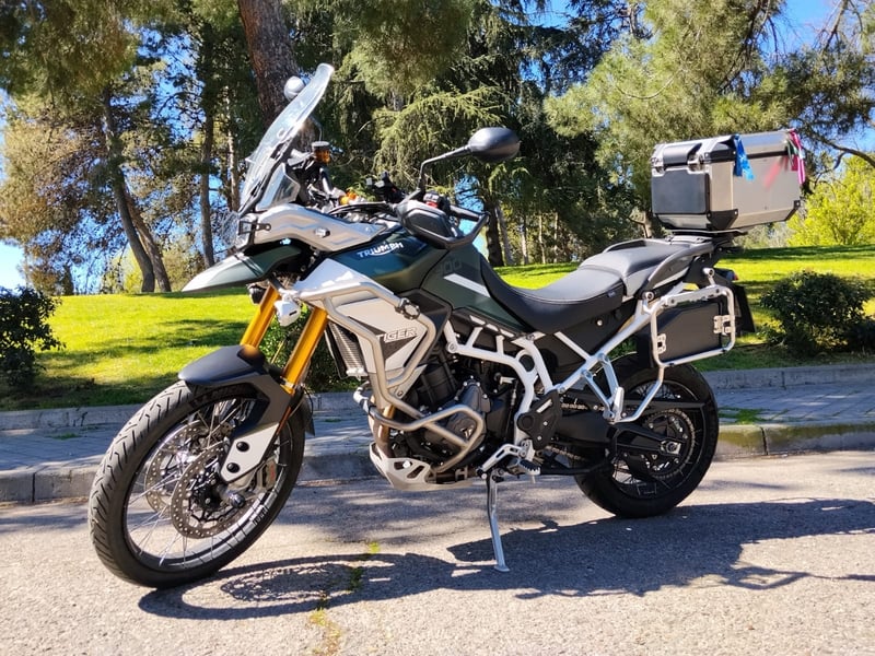 Triumph TIGER 900
