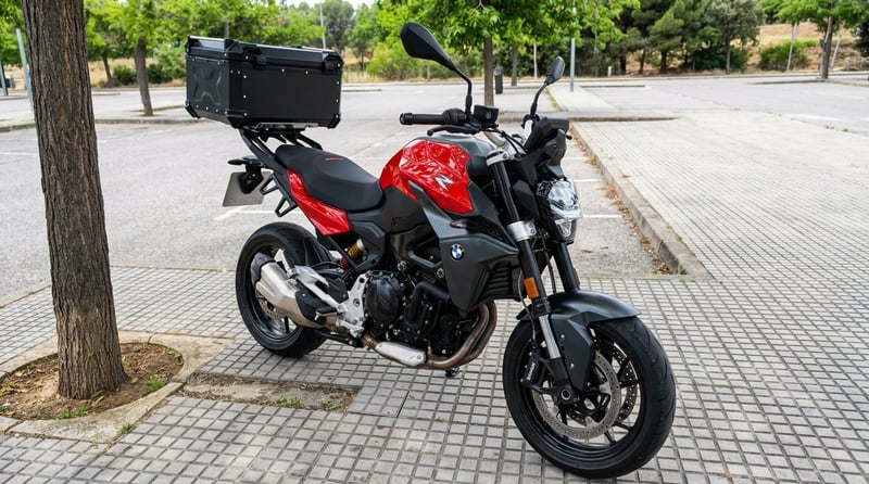 BMW F 900 R