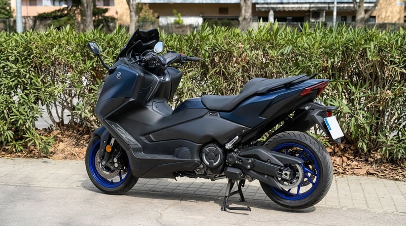 Yamaha T-MAX 