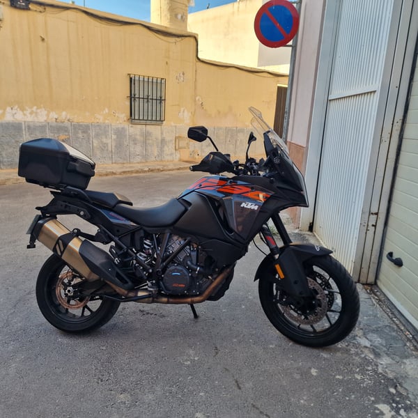 KTM 1290 SUPER ADVENTURE S ABS