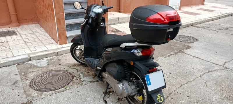 Peugeot TWEET 125 4t