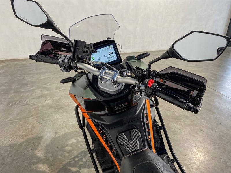 Next NX CROSS i125