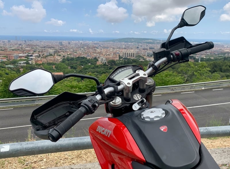 Ducati 950 HYPERMOTARD