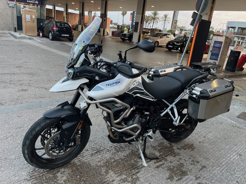 Triumph TIGER 900