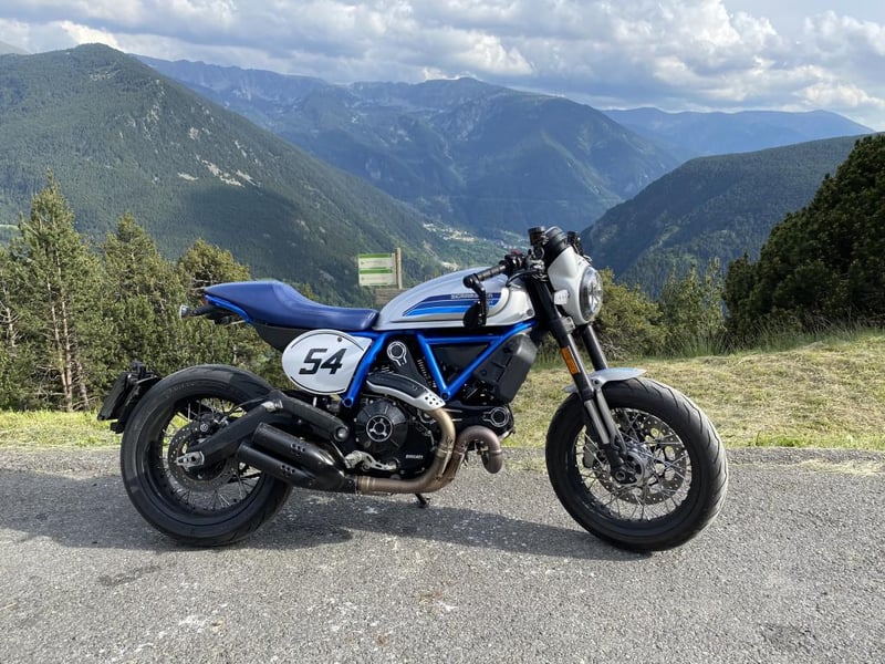 Scrambler Ducat CAFE RACER 803
