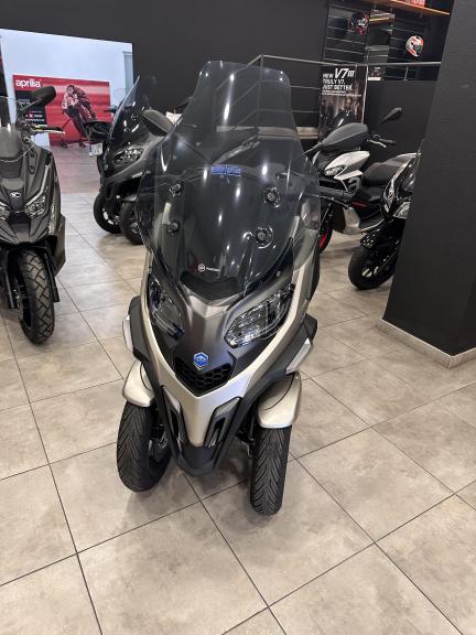 Piaggio-Vespa MP3 500 LT SPORT ABS