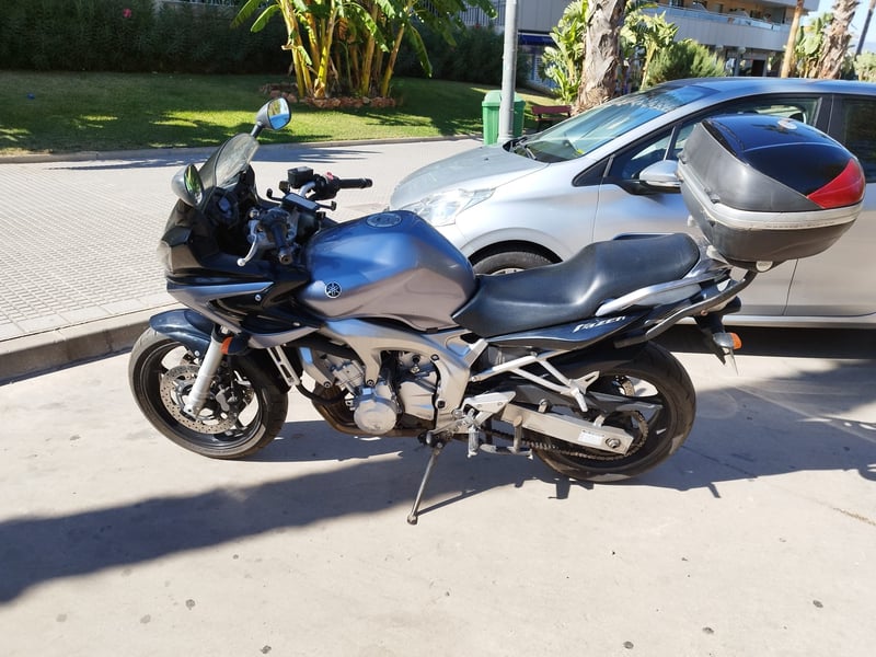 Yamaha FZ6 FAZER S2